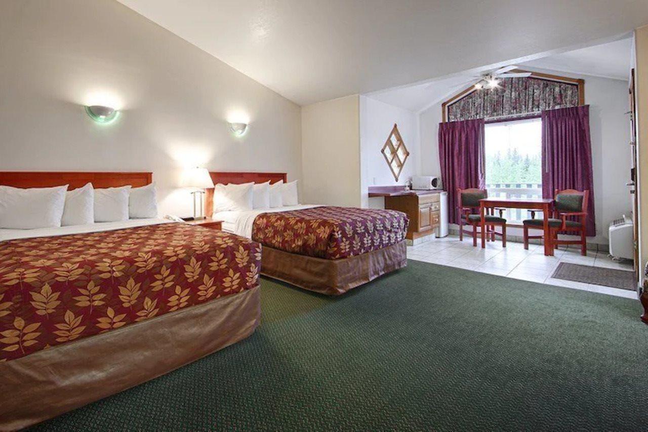 White Wolf Inn Hinton Exterior foto