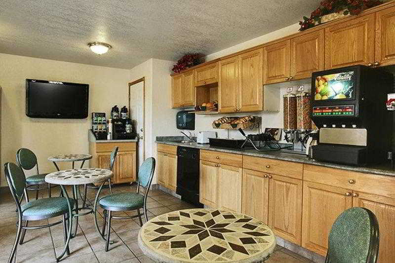 White Wolf Inn Hinton Restaurante foto